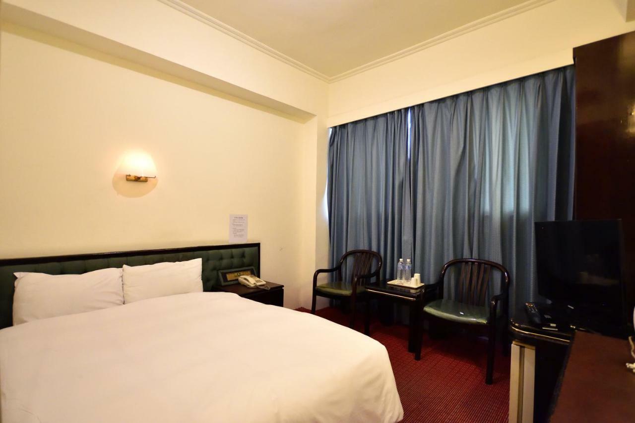 Yuanshin Hotel T'ai-tung Kültér fotó